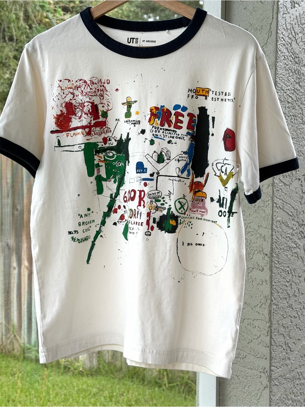 Uniqlo UT Archive Jean-Michel Basquiat Graphic Ringer T-Shirt White Black Size S